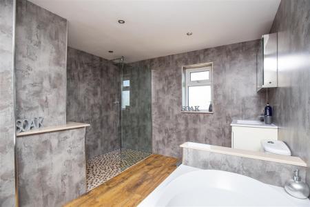 Annexe Bathroom