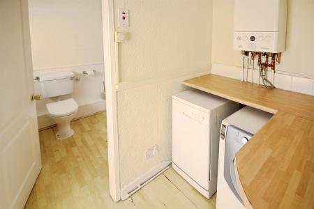 Utility/porch