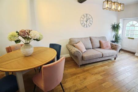 Lounge/diner