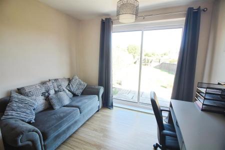 Bedroom 2/Dining Room