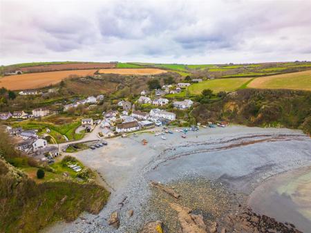 The Beach House, Porthallow-01.jpg