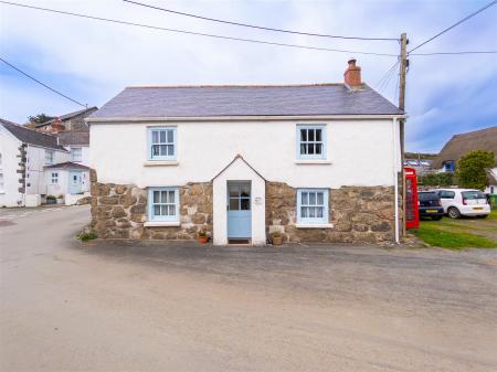 The Beach House, Porthallow-08.jpg