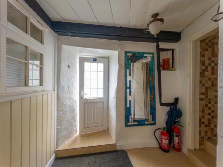 The Beach House, Coverack-09.jpg