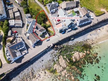 The Beach House, Coverack, Drone-5.jpg