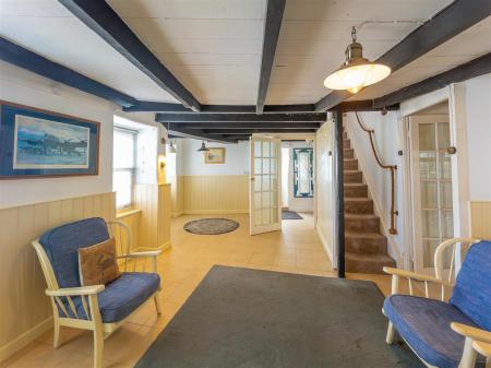 The Beach House, Coverack-03.jpg