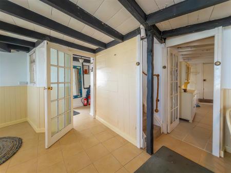 The Beach House, Coverack-04.jpg