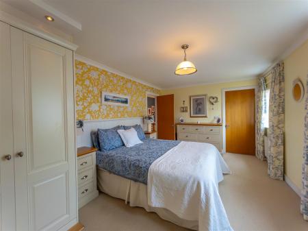 39 Hellis Wartha, Helston-18.jpg