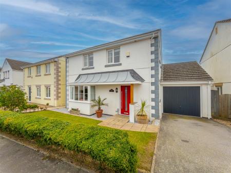 39 Hellis Wartha, Helston-01.jpg