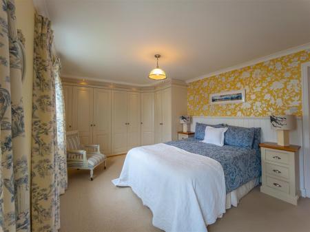 39 Hellis Wartha, Helston-17.jpg