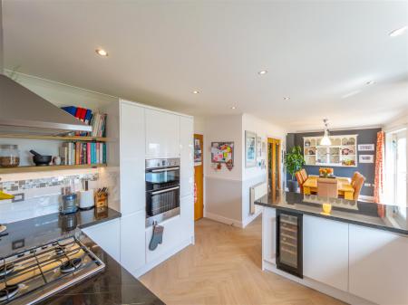 39 Hellis Wartha, Helston-07.jpg