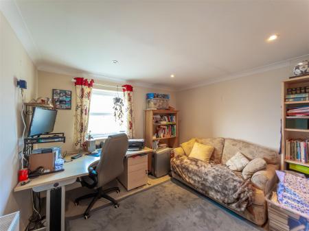 10 Flora Gardens-11.jpg