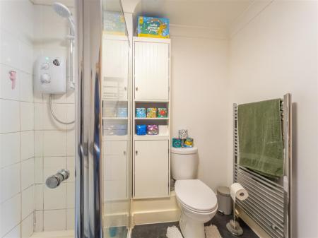 10 Flora Gardens-13.jpg