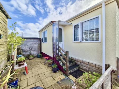 WhatsApp Image 2025-11-19 at 11.20.04 (1).jpeg