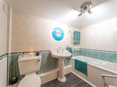 Lyndale, Helston-27.jpg