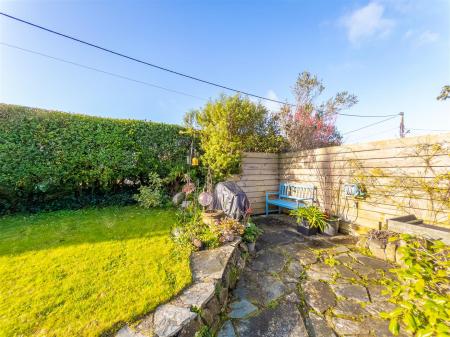 Lyndale, Helston-43.jpg