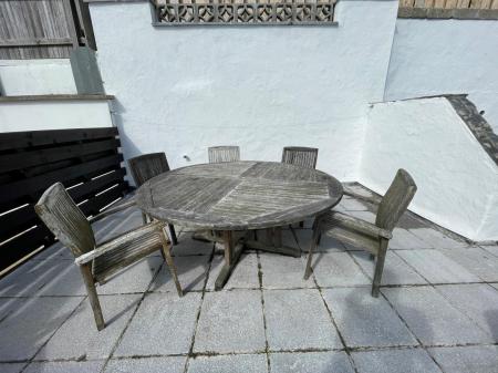 Neptune rear balcony.jpg