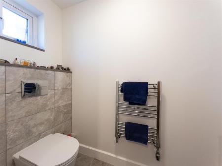 1 Fawn Close, Helston-04.jpg