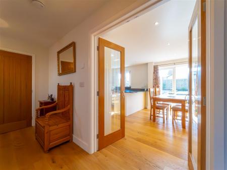 1 Fawn Close, Helston-03.jpg