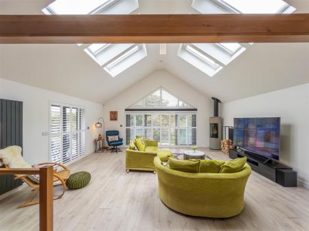 Shelleys, Polgarth Farm, Crowntown, TR13 0AA-19.jp