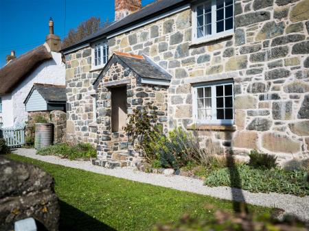 Man-O-War Cottage-12.jpg