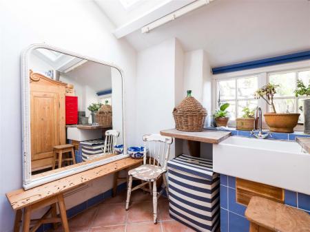 Man-O-War Cottage-60.jpg