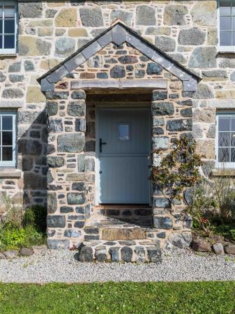 Man-O-War Cottage-13.jpg