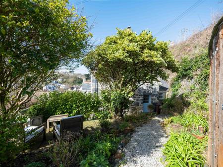 Man-O-War Cottage-10.jpg