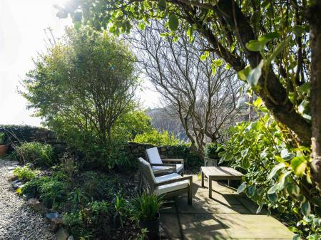 Man-O-War Cottage-2.jpg