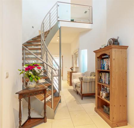 new hallway.jpg