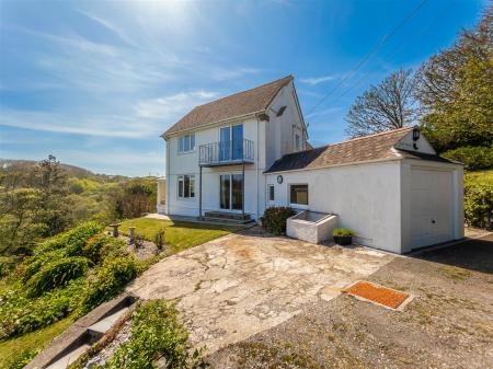 Lan Talic, Coverack-20.jpg