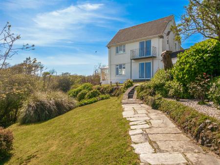 Lan Talic, Coverack-1.jpg