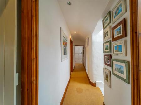 Tolcarnwartha Cottage-9.jpg