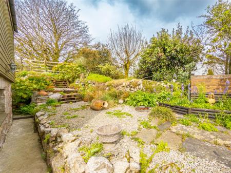 Tolcarnwartha Cottage-20.jpg