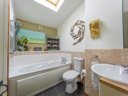 Tolcarnwartha Cottage-8.jpg