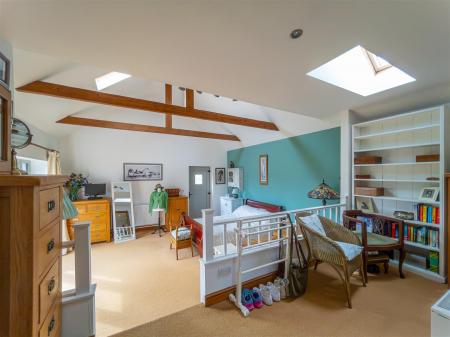 Tolcarnwartha Cottage-13.jpg