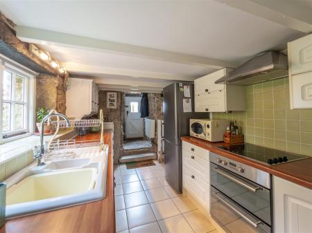 Tolcarnwartha Cottage-7.jpg