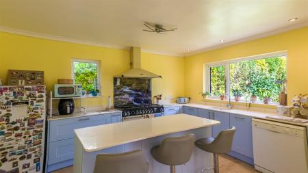 Woodside, Mullion-9.jpg