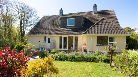 Woodside, Mullion-1.jpg