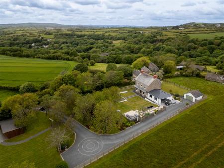 Trelubbas Wartha House-45.jpg