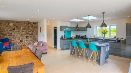 Trelubbas Wartha House-20.jpg