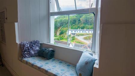 Trevelza Cottage-19.jpg
