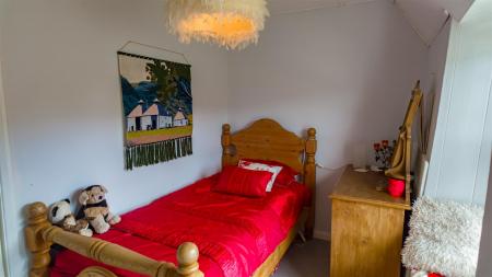 Trevelza Cottage-17.jpg