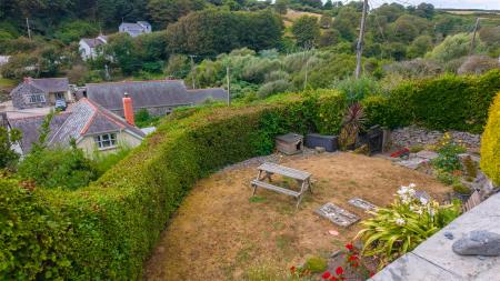 Trevelza Cottage-27.jpg