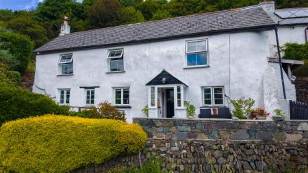 Trevelza Cottage-6.jpg