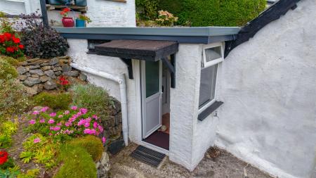 Trevelza Cottage-25.jpg