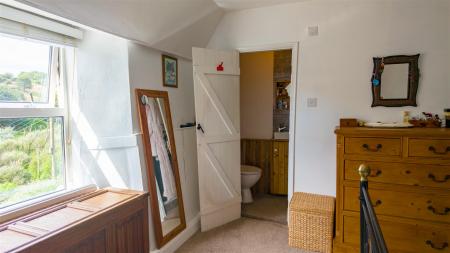 Trevelza Cottage-15.jpg
