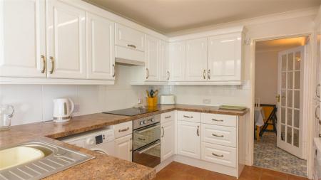 12 Trewartha Road, Praa Sands-7.jpg