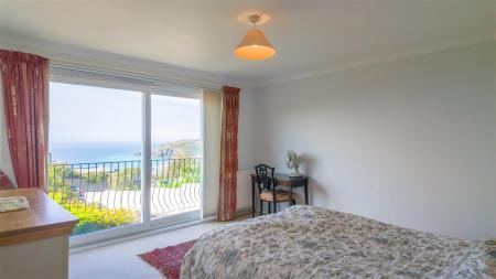 12 Trewartha Road, Praa Sands-18.jpg