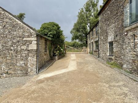 View back to Entrance