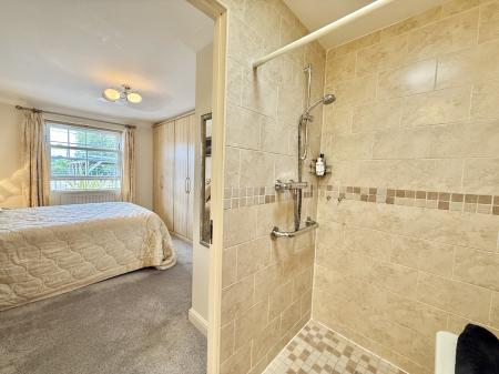 En-Suite Wet Room